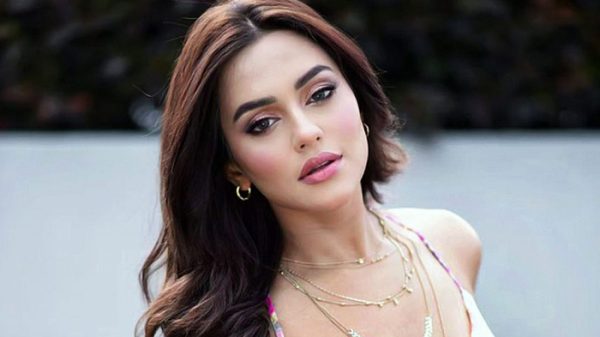 nusrat-5298