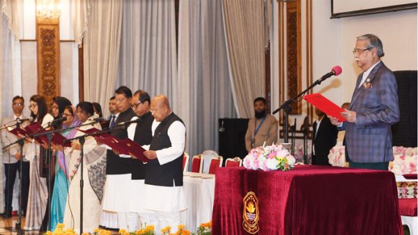 cabinet-minister-5395