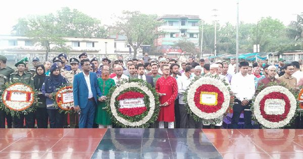 paikgacha-sadhinota-dibosh-16179