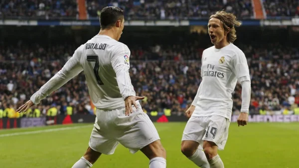 ronaldo-modrich-16915